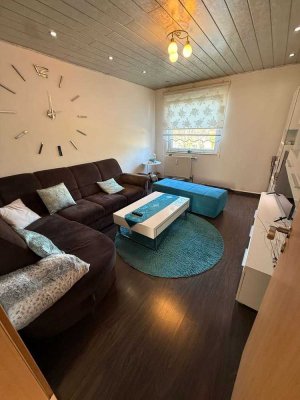 VERMIETET! 7% Rendite! 2 Wohnungen - 1 Preis: 70+43m2 Helle Wohnungen mitten in Beeck mit Balkon