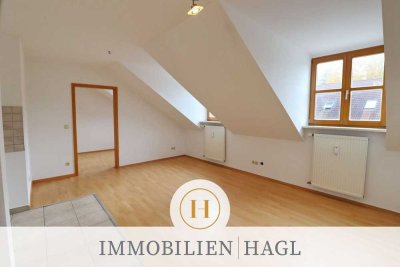 Gemütliche 2-Zimmer-Dachgeschosswohnung in Vaterstetten