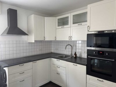 Moderne 3,5-Zimmer-Wohnung mit Terrasse in Dietzenbach – ideal für Singles oder Paare.