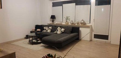 Sonnige 2-Zimmer-Dachgeschoss-Wohnung in Citynähe