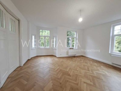 Großzügig Wohnen im Altbau - mit Balkon und zwei Bädern