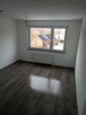 Ansprechende 4 Zimmer Wohnung mit Balkon in Braunschweig zu vermieten