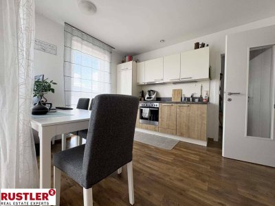 Helle 2-Zimmer-Wohnung mit Loggia und Top-Anbindung – ideal für Singles und Paare