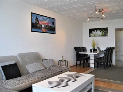 Schön modernisierte 3 Zimmerwohnung mit Panoramablick und TG-Stellplatz