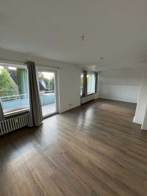 3-Zi-Whg mit Balkon am Obernberg!