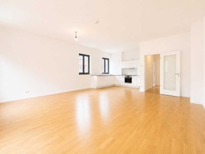 Town-House (Maisonette) I frisch renoviert I bezugsfrei I Garage I Küche I 2 Bäder I 3 Schlafzimmer