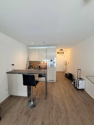 Modernes, voll möbliertes Studio-Apartment ab Mai 2026 in zentraler Lage