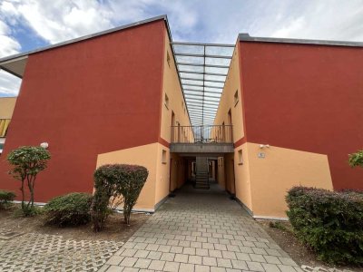 Helle und freundliche 2-Zimmer-Wohnung in Regensburg Kasernenviertel