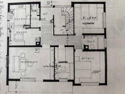Helle, modernisierte 4-Zimmer-Erdgeschosswohnung mit Gartenanteil in Kirchentellinsfurt