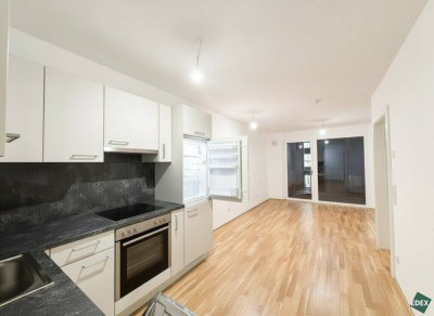 Attraktive 2-Zimmer-Wohnung mit Balkon nahe U1 - ideal für Singles oder Paare