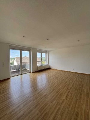 helle, barrierearme &  geräumige 2-Zimmer Wohnung inkl. schönem Balkon- Siegen- Giersberg