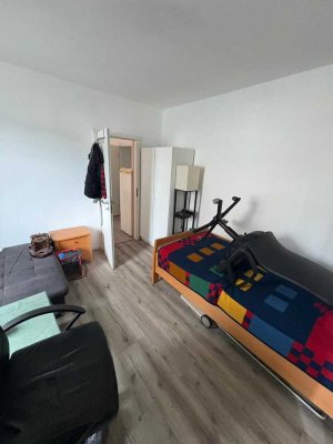 Helle 2-Zimmer-Wohnung im EG