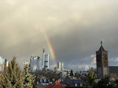 Skylineblick im Reihenhaus in der Nell-Breuning-Str.  in Frankfurt Sachsenhausen-Nord