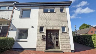 Mehr Platz als vermutet!  Modernisiertes Reihenendhaus in Sackgassenlage