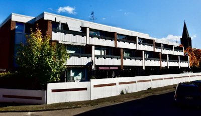 Renovierte 2-Zimmer-Wohnung (02) mit großer Terrasse in Mönchengladbach (Rheindahlen-Mitte)