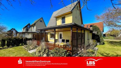 Ein kleines Haus im großen Grün
