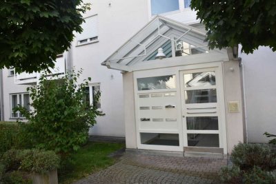 Großzügige 3-Zimmer-Wohnung mitten im Grünen und doch in der Stadt