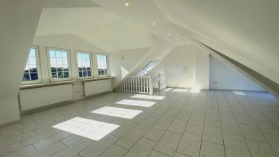 3-Zimmer Wohnung (zwei Etagen) mit Einbauküche - ab dem 01.07.25
