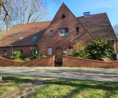 Alt-Leherheide, 6 Zi. auf 158 m² Wohnfläche mit Dachterrasse, Kaminofen, EBK und Stellplatz