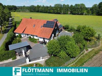 Individuell und einzigartig! 300 m² Wohn-/Nutzfläche in diesem Einfamilienhaus in Versmold!
