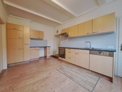 Gemütliche 2-3-Zimmer-Wohnung mit Garten und Garage in Maria Lankowitz , herrliche Aussicht, besonders ruhige Lage