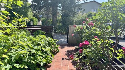 Familienhaus mit Traumgarten in absoluter Grün-Ruhelage | ZELLMANN IMMOBILIEN