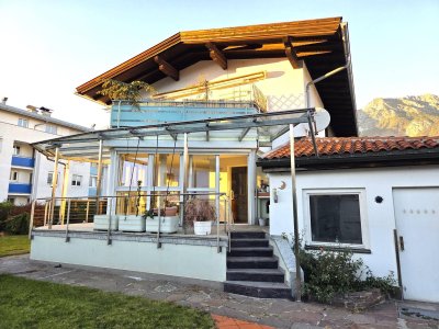 Gartentraum in ruhiger Lage- Neu Rum!
