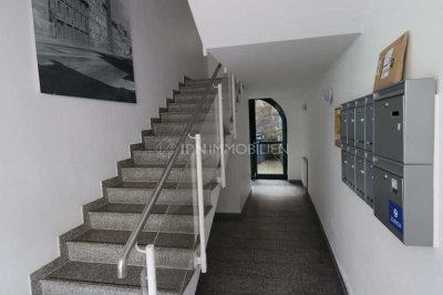 Helle Etagenwohnung mit EBK, Tageslicht-Duschbad und Balkon in der östlichen Altstadt