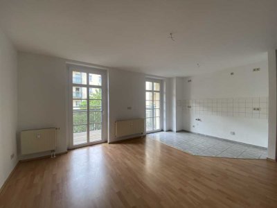 Großzügige 2-Raumwohnung mit Balkon in Gera / Karl-Liebknecht-Straße 1c / WE 08