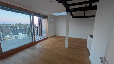 Exklusive sanierte 3-Zimmer Maisonette-Dachgeschosswohnung in der Düsseldorfer Innenstadt