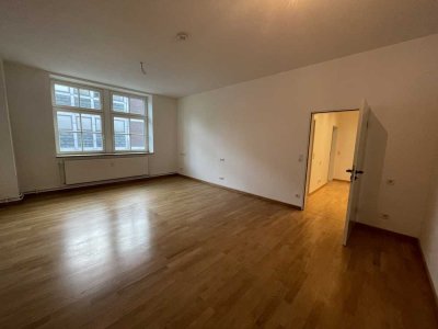Schöne 2-ZKB-Wohnung im Herzen der Innenstadt