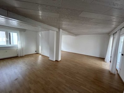 Gepflegte 4-Zimmer-Wohnung mit hochwertiger Ausstattung  in Edingen-Neckarhausen