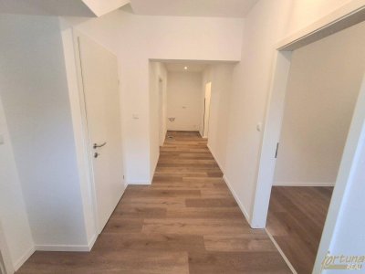 ***Erstbezug direkt am Fuße der Weinberge***