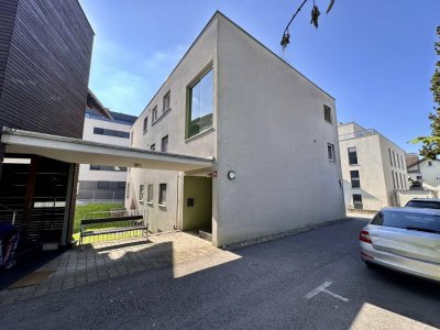 Ruhig wohnen, zentral genießen - gemütliche 2-Zimmer-Wohnung mit Wohlfühlcharakter!