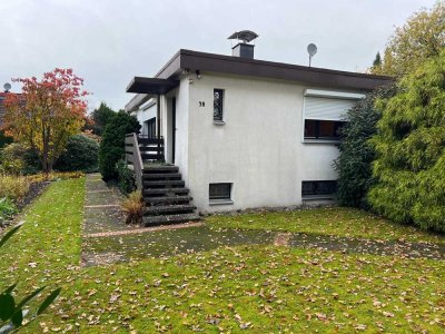 Großzügiges Haus mit Wintergarten und großem Garten in ruhiger Lage nahe Hamburg-Sasel