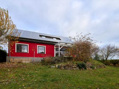 Ruhig gelegenes Einfamilienhaus am Feldrand mit großem Grundstück