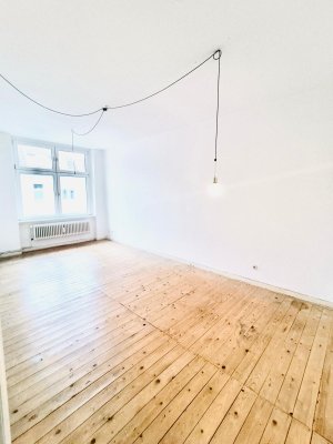 Bezugsfrei Altbau, 2 Zi. im Richardkiez in Neukölln