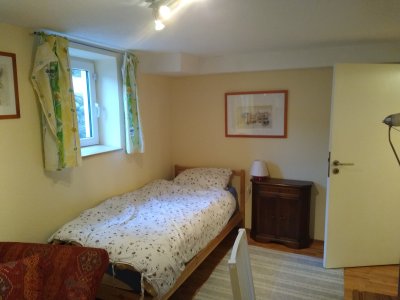 Zimmer an Studenten/ Studentin zu vermieten