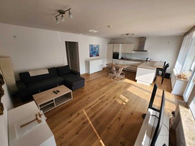 Preisreduzierung , wer jetzt noch schläft ...Elegante 2-Zimmer  in Düsseldorf-Oberkassel