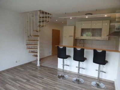 Schöne Wohnung mit Wendeltreppe