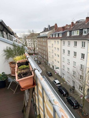 Zentral. Charmant. Pempelfort. Dachgeschoss-Wohnung 51m² 2 Zimmer Küche Wannenbad 2 X Terrasse