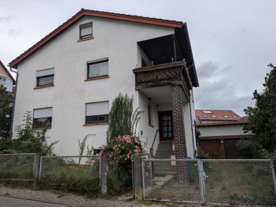 Großes Einfamilienhaus mit 10 Zimmern, Garten, Nebengebäude und Garage in Reichelsheim (Odenwald)