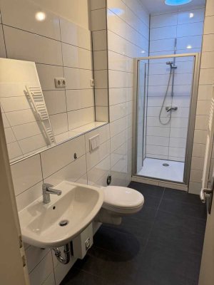 Stilvolle, vollständig renovierte 2-Zimmer-Wohnung in Bückeburg