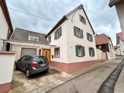 Charmantes Einfamilienhaus mit Garten und Stellplatz in ruhiger Lage
