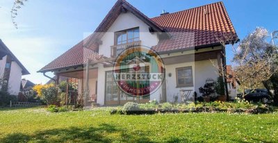 RESERVIERT! Platz für die ganze Familie – gepflegtes Einfamilienhaus mit Garten, Terrasse und Carpor