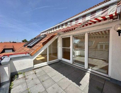 N-Reichelsdorf ~ Sonnige 3-Zi Dachterrassenwohnung ~ Einbauküche ~ TG Stellplatz ~ zwei Bäder