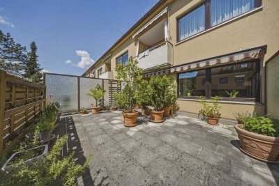 Leben im Herzen Göggingens: 4ZKB-Wohnung in Top-Lage | inkl. Stellpl. | Süd-Terrasse | WG geeignet