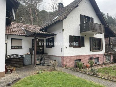 Kapitalanlage: Ländliches Einfamilienhaus, aktuell gut vermietet.