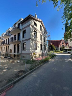 Helle 3-Zimmer-Dachgeschosswohnung mit hohen Decken und charmantem Flair