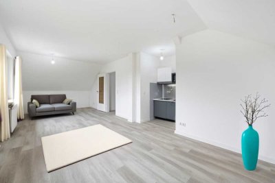 Angebotsverfahren - Renovierte Dachgeschoss-Wohnung in Strandnähe - Wartet auf Sie!